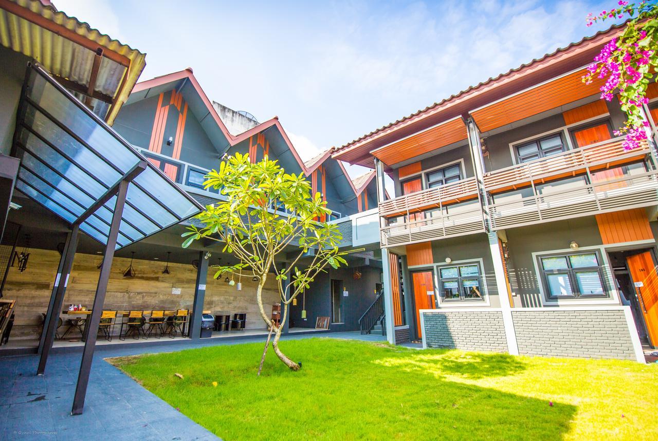 Chiangmai Moli Inn (Adults Only) Chiang Mai Luaran gambar
